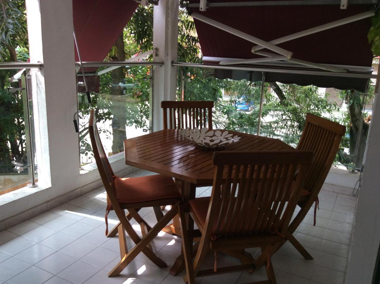 Residence Le Flamboyant Abidjan Exterior foto